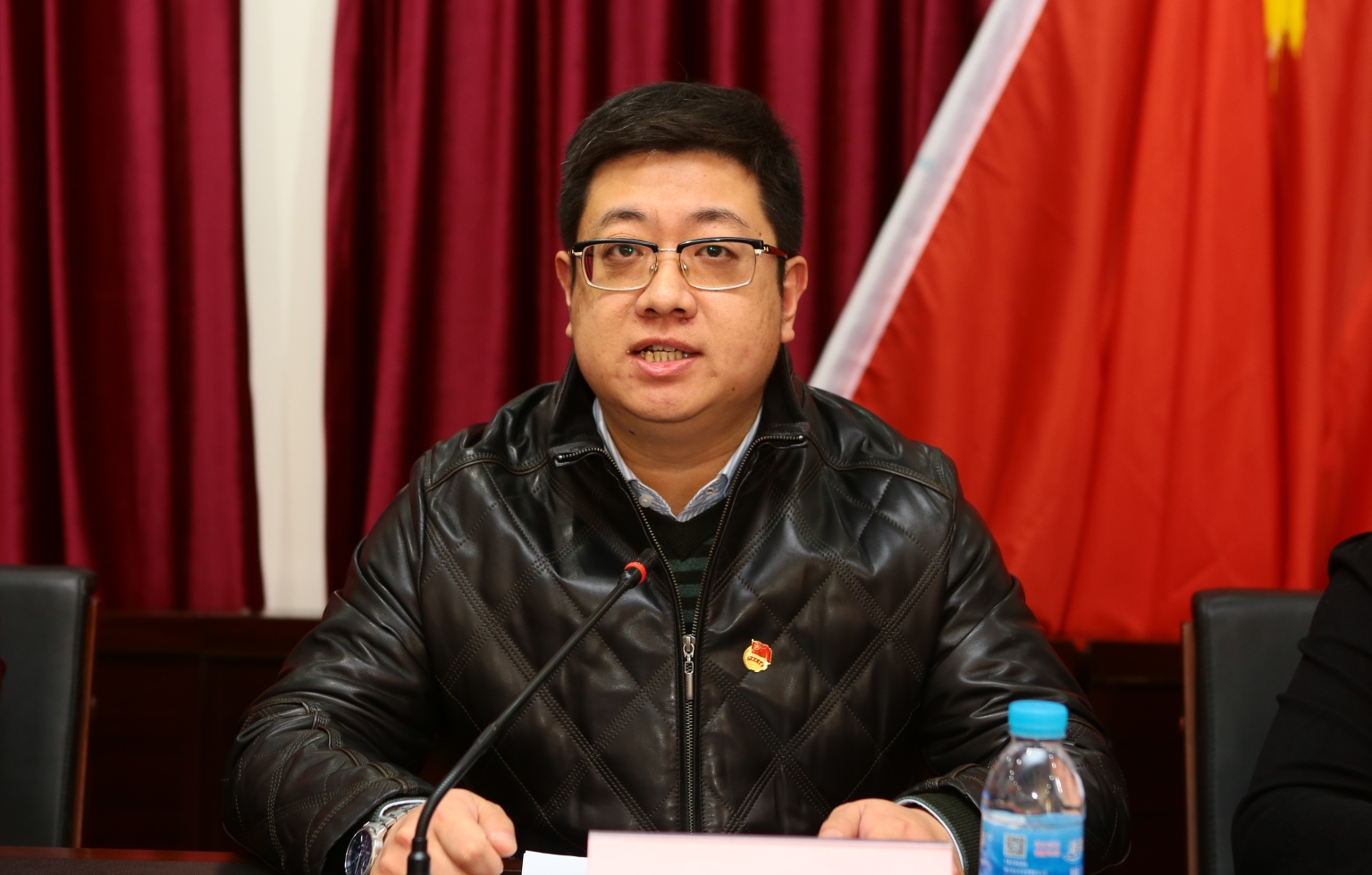 物理学院党委副书记张伟讲话