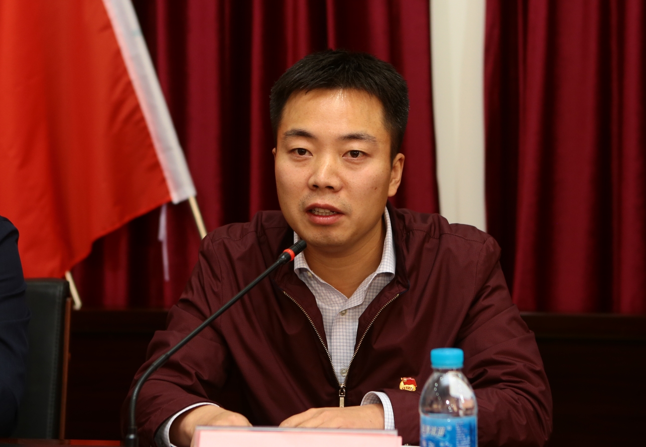 静海区团委书记刘涛讲话